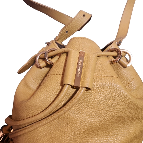 See By Chlo Shoulder Bag Vicki Small Leather Bucket - Picture 2 of 9